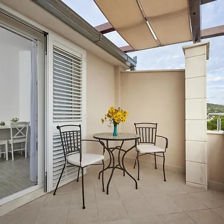 With A Parking Space Mavarstica, Ciovo - 17803 Apartment Trogir