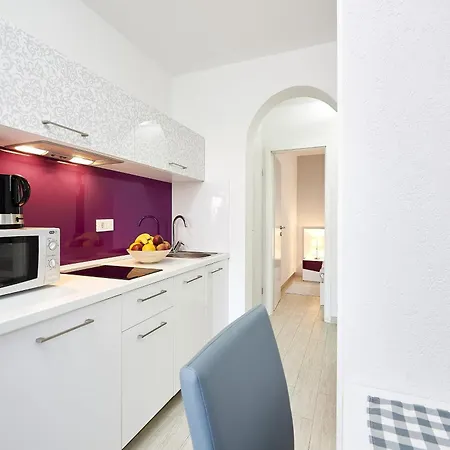 With A Parking Space Mavarstica, Ciovo - 17803 Apartment