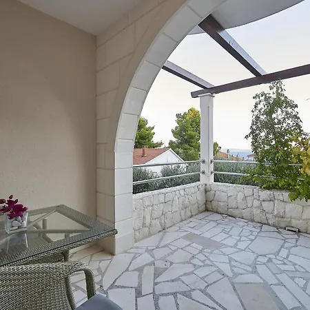 With A Parking Space Mavarstica, Ciovo - 17803 Apartment *